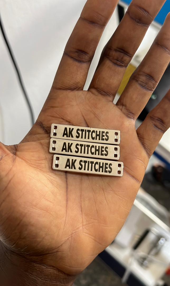 100pcs Custom Metal Brand Tags for Fashion Designers & Tailors