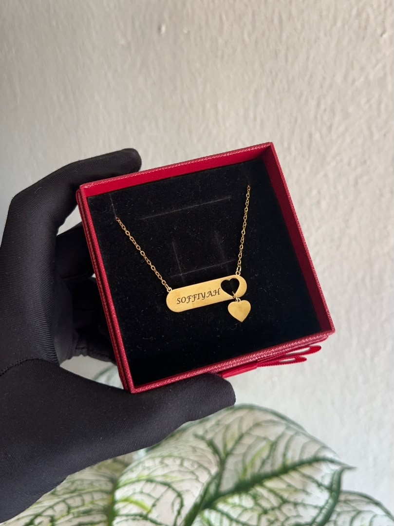 Dangling Heart Necklace